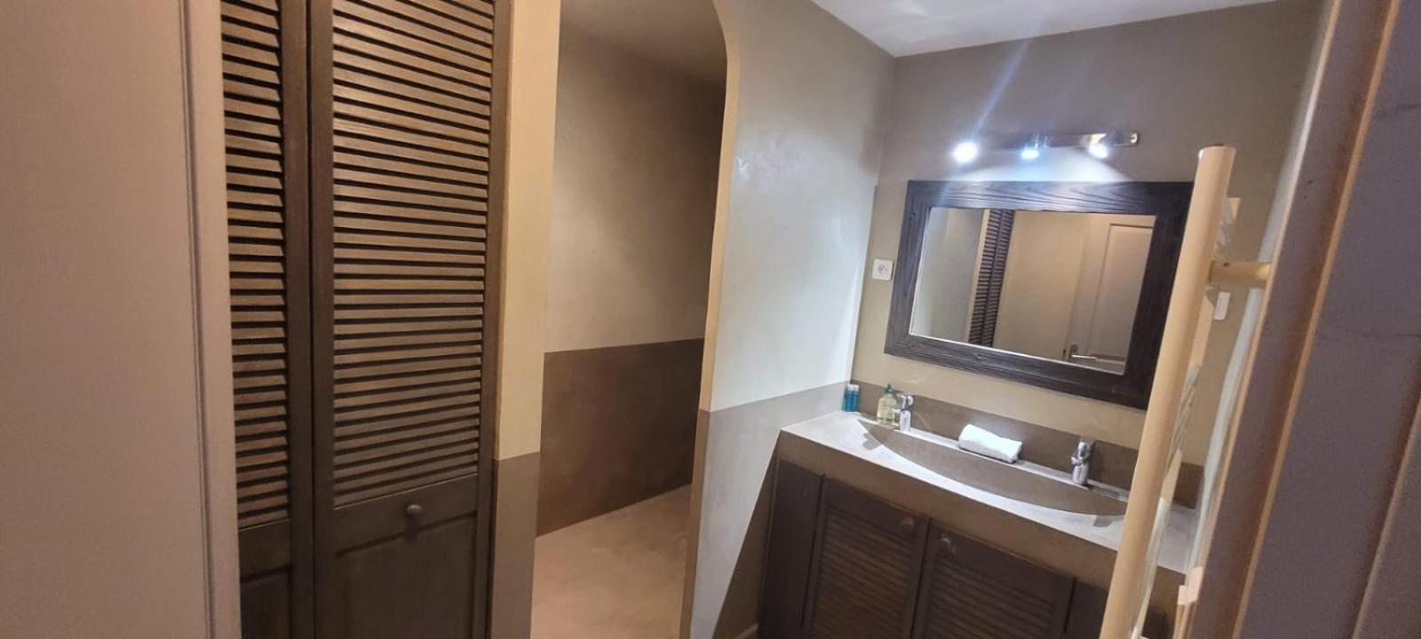 Le Relais De La Caleche Hotel Льо Бусе Екстериор снимка
